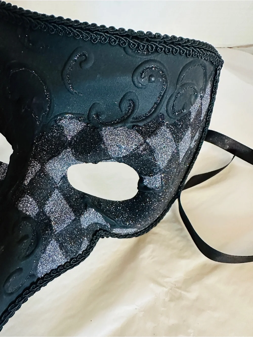 Black Venetian Long-Nose Face Mask for Men